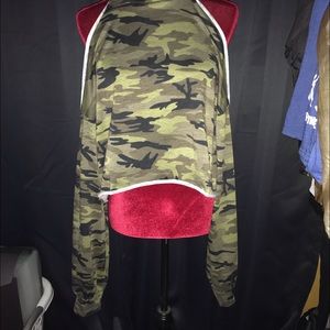 Camouflage off the shoulder long sleeve